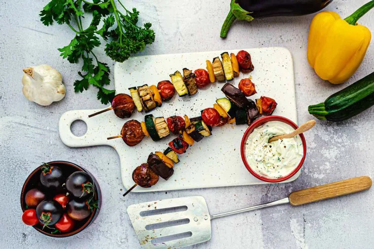 Brochettes de légumes au barbecue