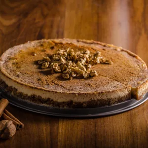 Cheesecake aux noix et à la cannelle