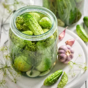 Cornichons au vinaigre